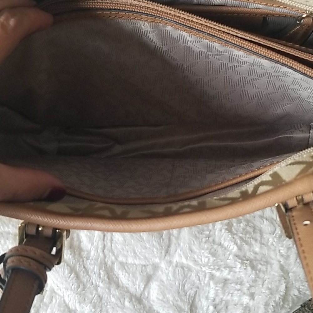 Authentic Michael Kors Purse - image 3